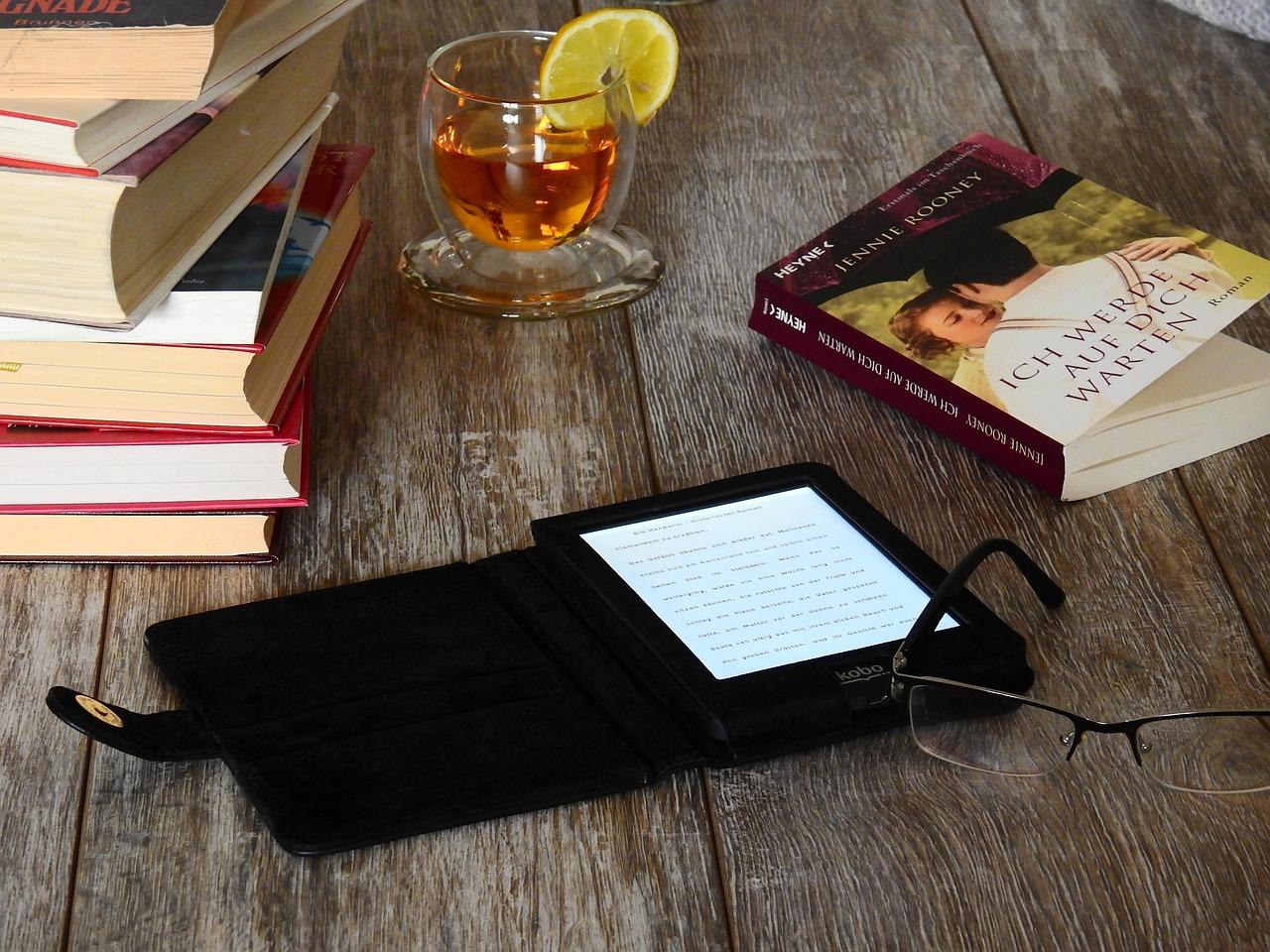 Paths to Becoming a Hollywood Script Reader